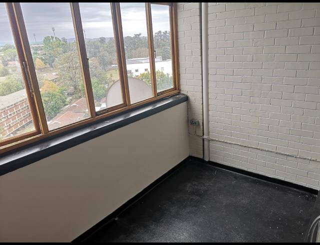 2 BEDROOM APARTMENT TO LET IN PELHAM
